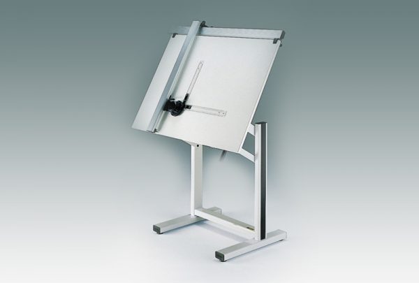 MEDIO drawing table